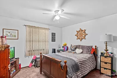 1119 Elizabeth Court, Crest Hill, IL 60403 - Photo 9