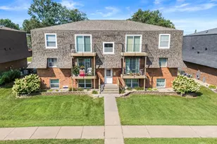 1119 Elizabeth Ct, Crest Hill, IL 60403 - Photo 1