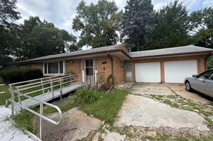 931 Hawthorne Ave, Rockford, IL 61108 - Photo 5