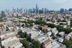 1427 W Superior St, Chicago, IL 60642 - Photo 23