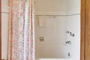 6136 Crain St, Morton Grove, IL 60053 - Photo 21