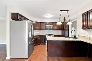 66 Copperwood Dr, Buffalo Grove, IL 60089 - Photo 11