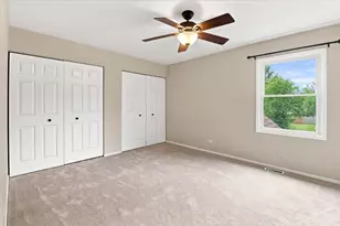 66 Copperwood Dr, Buffalo Grove, IL 60089 - Photo 25