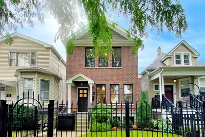 4343 N Hamlin Avenue, Chicago, IL 60618 - Photo 1