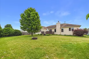 2819 Mary St, Belvidere, IL 61008 - Photo 41