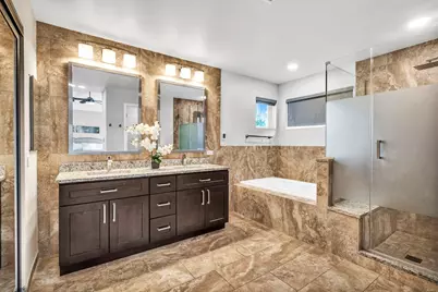 2241 Avalon Court S, Buffalo Grove, IL 60089 - Photo 21