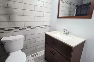 20 W Oak Park Dr, Centralia, IL 62801 - Photo 35