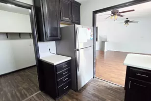 20 W Oak Park Dr, Centralia, IL 62801 - Photo 19