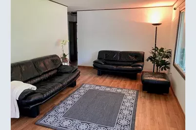 2109 W 7th St Street, Winthrop Harbor, IL 60096 - Photo 9