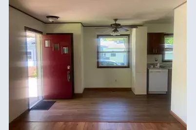 2109 W 7th St Street, Winthrop Harbor, IL 60096 - Photo 3