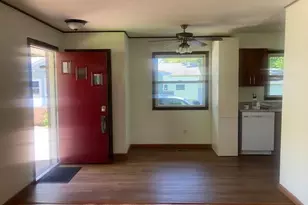 2109 W 7th St St, Winthrop Harbor, IL 60096 - Photo 3