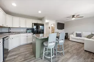 1088 Turin Dr, Hampshire, IL 60140 - Photo 9