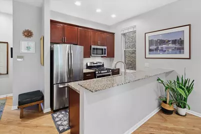 1464 W Grace Street #2F, Chicago, IL 60613 - Photo 7