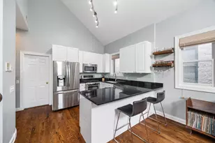 2930 N Damen Ave, Chicago, IL 60618 - Photo 7