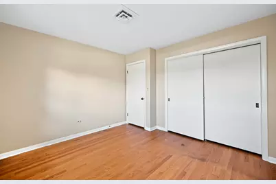 218 W Elm Street, Wheaton, IL 60189 - Photo 25