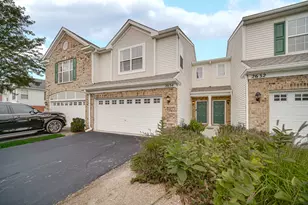 2634 Williamsburg Dr, Algonquin, IL 60102 - Photo 1