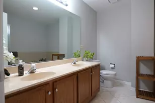 99 Townsend Cir, Naperville, IL 60565 - Photo 17