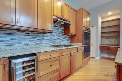 190 Leonard Wood S #106, Highland Park, IL 60035 - Photo 9