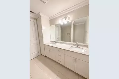 1002 W Van Buren Street #402, Chicago, IL 60607 - Photo 17