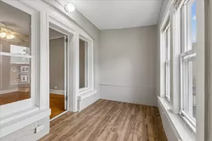 4852 N Rockwell St, Chicago, IL 60625 - Photo 3