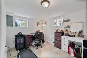 2611 W Jarlath St, Chicago, IL 60645 - Photo 17