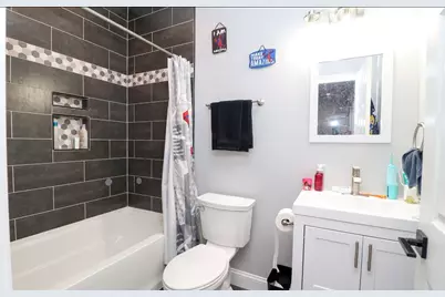 2922 N New England Avenue, Chicago, IL 60634 - Photo 17
