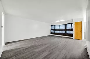2303 E 100th St, Chicago, IL 60617 - Photo 5
