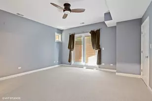 3633 N Wilton Ave, Chicago, IL 60613 - Photo 9