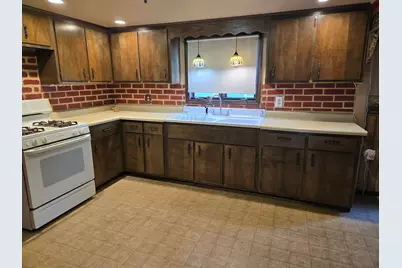 317 N Maple Street, Momence, IL 60954 - Photo 9