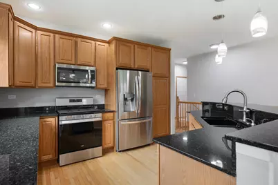 18021 Breckenridge Boulevard, Orland Park, IL 60467 - Photo 11