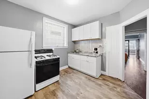 8038 S Maryland Ave, Chicago, IL 60619 - Photo 23
