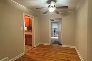 2108 E 95th Pl, Chicago, IL 60617 - Photo 7