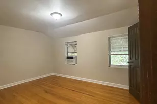 2108 E 95th Pl, Chicago, IL 60617 - Photo 15