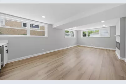 8434 Lawndale Avenue, Skokie, IL 60076 - Photo 33