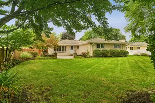 1807 N Larch Dr, Mount Prospect, IL 60056 - Photo 25
