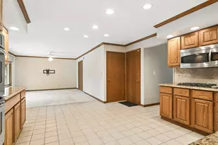 1807 N Larch Dr, Mount Prospect, IL 60056 - Photo 7
