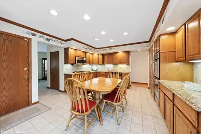 1807 N Larch Drive, Mount Prospect, IL 60056 - Photo 3