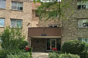2650 Brookwood Way Dr, Rolling Meadows, IL 60008 - Photo 1