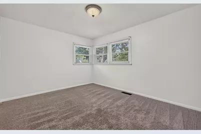 2807 18th Avenue, Rockford, IL 61108 - Photo 17
