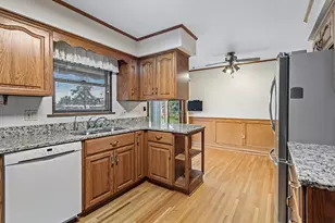 927 Maryville Dr, Lockport, IL 60441 - Photo 7