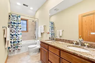 521 S Lincoln Ave, Park Ridge, IL 60068 - Photo 25
