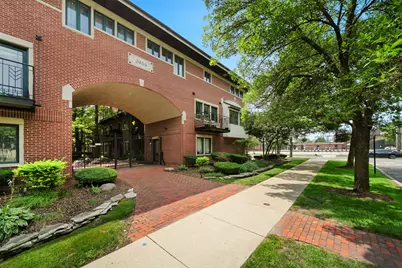 2455 W Ohio Street #8E, Chicago, IL 60612 - Photo 1