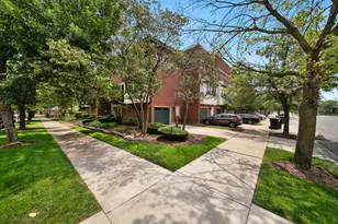 2455 W Ohio St, Chicago, IL 60612 - Photo 3