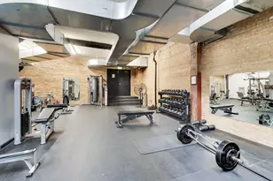 520 W Huron St, Chicago, IL 60654 - Photo 43