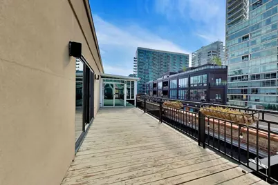 520 W Huron Street #704, Chicago, IL 60654 - Photo 33
