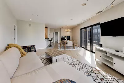 520 W Huron Street #704, Chicago, IL 60654 - Photo 5