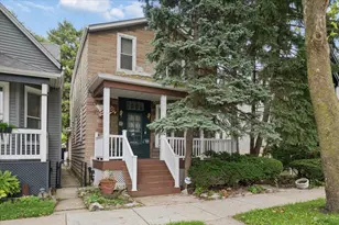 3925 N Troy St, Chicago, IL 60618 - Photo 1