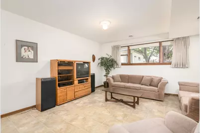 724 S Chester Avenue, Park Ridge, IL 60068 - Photo 17