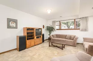 724 S Chester Ave, Park Ridge, IL 60068 - Photo 17