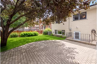 724 S Chester Avenue, Park Ridge, IL 60068 - Photo 7